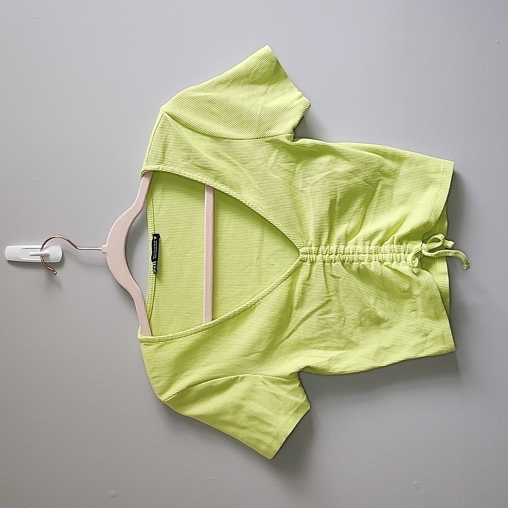 NWOT ZARA Neon lime green yellow v-neck ribbed drawstring crop top - Picture 3 of 9